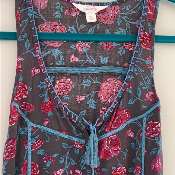 Sun & Shadow Floral Blouse - Picture 2 of 3